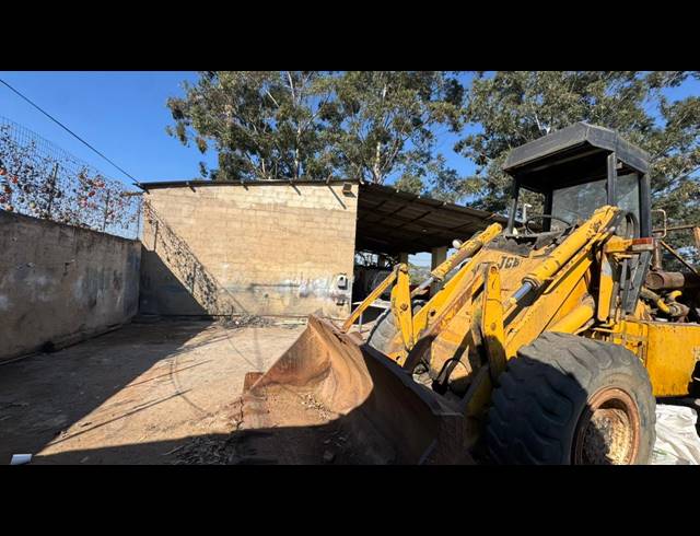 1,780M² BUSINESS FOR SALE IN MERRIVALE